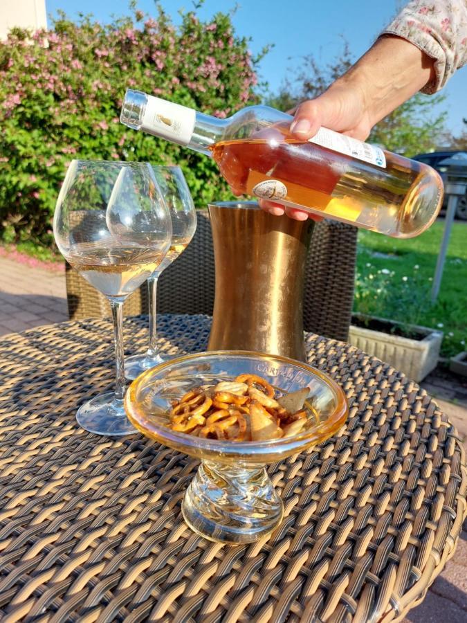 卡朗唐基里亚德餐厅酒店 外观 照片